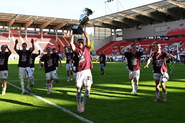 23 05 2026, xpsx, Soccer final Hessenpokal, SG Barockstadt Fulda Lehnerz SV Wehen Wiesbaden v l jubilation, joy about the cup victory Fatih Kaya SV Wehen Wiesbaden DFL DFB REGULATIONS PROHIBIT ANY USE OF PHOTOGRAPHS as IMAGE SEQUENCES and or QUASI VIDEO Offenbach