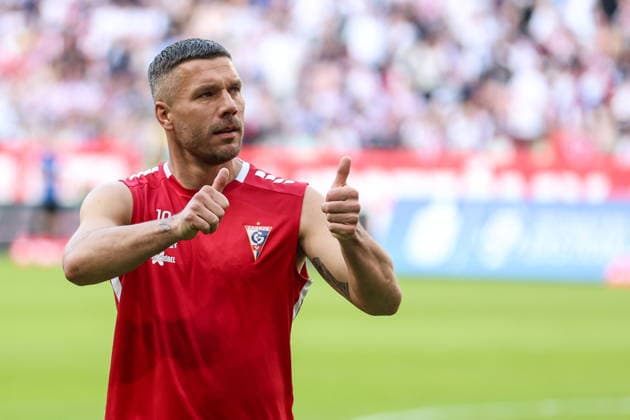 Sport Bilder des Tages 23.05.2026, Zabrze Mecz PKO Ekstraklasa sezon 2025 26 Gornik Zabrze - Radomiak Radom - Football Match Polish Top League Gornik Zabrze - Radomiak Radom Nz. Lukas Podolski Fot. Michal Chwieduk Arena Akcji NEWSPIX.PL --- newspix.pl 
