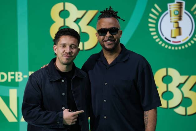 DFB Cup Final FC Bayern Munich VfB Stuttgart on 23 05 2026 at the Olympic Stadium in Berlin Nico Santos l and Patrick Owomoyela on the green carpet MH