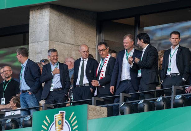 Soccer, men, 2025 2026 season, 83 DFB Cup final, FC Bayern Munich VfB Stuttgart, from l President Herbert Hainer Bayern Munich , DFB President Bernd Neuendorf, Minister President of Baden Württemberg Cem Özdemir, Board Member for Sport Fabian Wohlgemuth Stuttgart in the stands, 23 05 2026, Copyright: xMatthiasxKochx