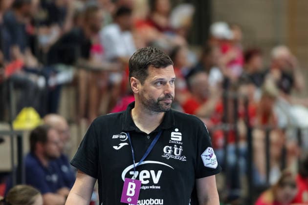 Coach Norman Rentsch Zwickau , SV Union Halle Neustadt vs BSV Sachsen Zwickau, Handball Bundesliga Women, Play Offs 5 11 Matchday 6, Season 2025 26, 23 05 2026 Halle SWH Arena Sachsen Anhalt Germany