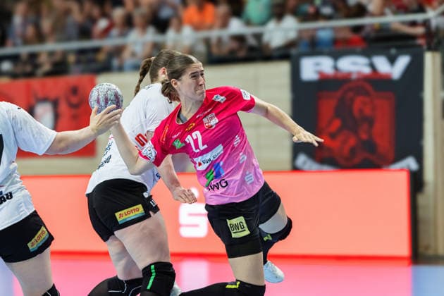Victoria Hasselbusch Zwickau, 31 , Tabea Wipper Halle, 22 , SV Union Halle Neustadt vs BSV Sachsen Zwickau, Handball Bundesliga Frauen, Play Offs 5 11 Matchday 6, Season 2025 26, 23 05 2026 Halle SWH Arena Sachsen Anhalt Germany