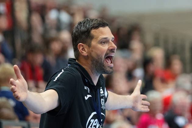 Coach Norman Rentsch Zwickau , SV Union Halle Neustadt vs BSV Sachsen Zwickau, Handball Bundesliga Women, Play Offs 5 11 Matchday 6, Season 2025 26, 23 05 2026 Halle SWH Arena Sachsen Anhalt Germany
