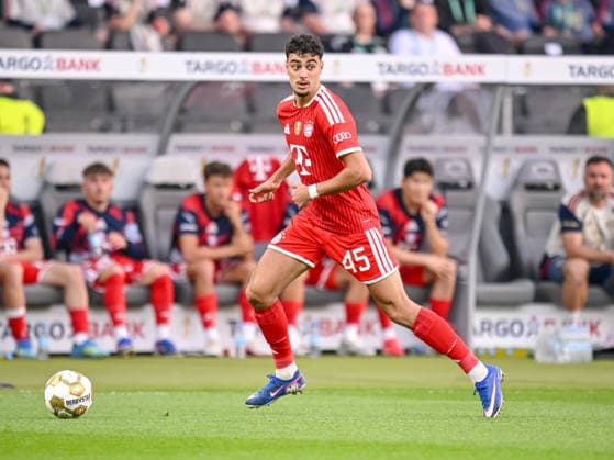 Aleksandar PavloviÄ‡ FC Bayern München controls the Ball during the DFB Cup Final 2026 match between FC Bayern München and VfB Stuttgart at Olympiastadion on May 23, 2026 in Berlin, Germany Photo by Harry Langer DeFodi Images