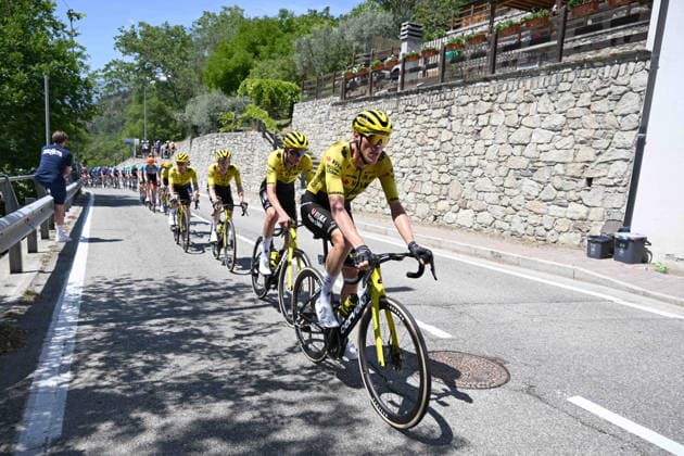 23-05-2026 Giro D italia; Tappa 14 Aosta - Pila; 2026, Visma - Lease A Bike; Saint Barthelemy; 