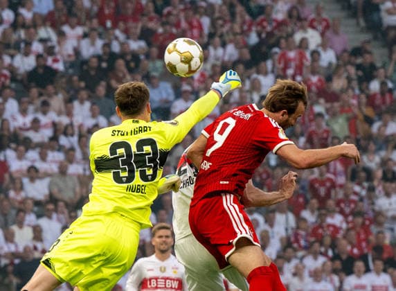 Soccer, men, season 2025 2026, 83 DFB Cup final, FC Bayern Munich VfB Stuttgart, f l goalkeeper Alexander Nübel Stuttgart , Jeff Chabot Stuttgart , Harry Kane Bayern Munich , 23 05 2026, Copyright: xMatthiasxKochx