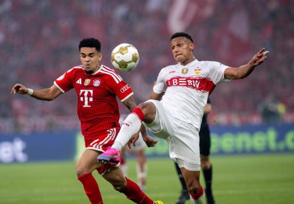 Soccer, Men, Season 2025 2026, 83 DFB Cup Final, FC Bayern Munich VfB Stuttgart, v l Luis Diaz Bayern Munich , Luca Jaquez Stuttgart , 23 05 2026, Copyright: xMatthiasxKochx