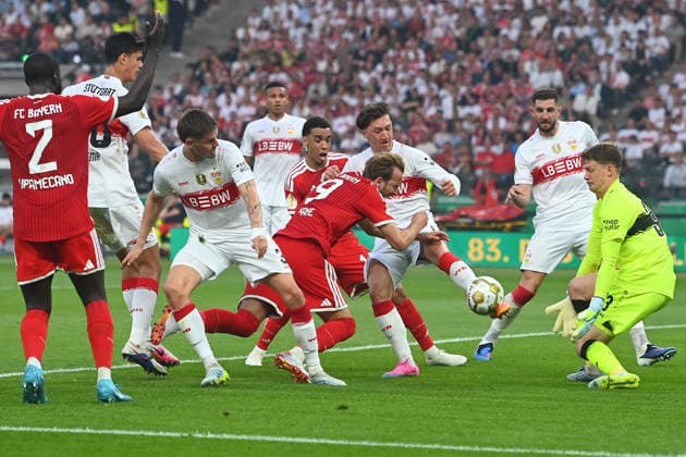 Penalty area scene from right goalkeeper Alexander NUEBEL VFB Stuttgart , Jeff CHABOT VFB Stuttgart , Angelo STILLER VFB Stuttgart , Harry KANE Bayern Muenchen , Jamal MUSIALA Bayern Muenchen , Ramon HENDRIKS VFB Stuttgart , Chema ANDRES VFB Stuttgart ,Dayot UPAMECANO Bayern Muenchen , Action,duel football 83 DFB Pokal Final 2026 FC Bayern Muenchen VfB Stuttgart on 23 05 2026, Olympiastadion in Berlin DFL DFB regulations prohibit any use of photographs as image sequences and or quasi video