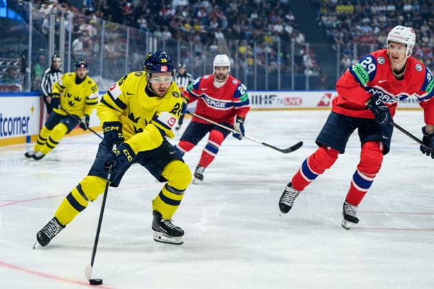 260523 Erik Brännström of Sweden during the 2026 IIHF Ice Hockey World Championship match between Norway and Sweden on May 23, 2026 in Fribourg Photo Jesper Zerman BILDBYRAN kod JZ JZ0727 ishockey ice hockey ishockey vm 2026 vm 2026 iihf world championship norge norway sverige sweden bbeng  Copyright: JESPERxZERMAN BB260523JZ022