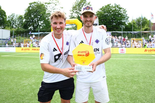 8 Piet Oldag HEBC celebrates winning the Hamburg Lotto Cup Football I Mens I Lotto Cup I 2025 2026 season I Final I SC Vorwärts Wacker04 Billstedt HEBC I 23 05 2026 I Hoheluft stadium