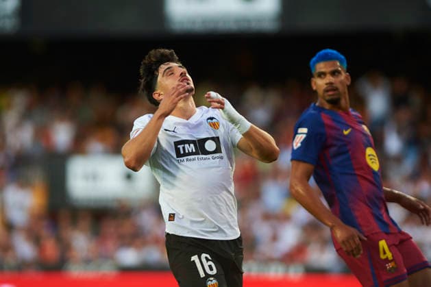 Diego Lopez Valencia CF during the LaLiga EA Sports match between Valencia CF and FC Barcelona at Estadio de Mestalla on May 23, 2026 in Valencia, Spain Photo by Maria Jose Segovia DeFodi Images