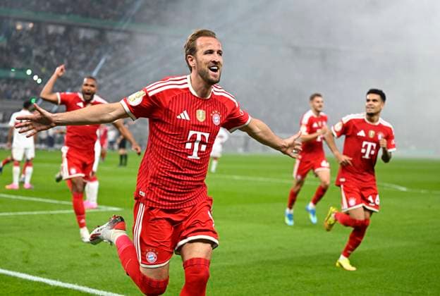23 05 2026, Football DFB Pokal 2025 2026, Final, FC Bayern Munich VfB Stuttgart, at Olympiastadion Berlin Harry Kane FC Bayern Munich cheers DFL and DFB regulations prohibit any use of photographs as image sequences and or quasi video