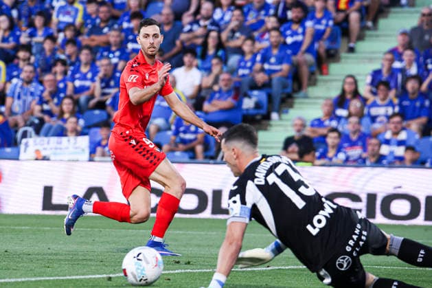 Getafe vs Osasuna, on the 38th matchday of the 2025 26 Spanish First Division May 23, 2026, Getafe, Madrid, Spain Raul during the Spanish championship LaLiga football match between Getafe and Osasuna on 23 May 2026 at Estadio El Coliseum in Getafe, Madrid, Spain Madrid Madrid Madrid Spain Copyright: xAlejandroxMatiasx
