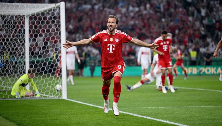Football DFB Cup Final 2025 2026 in Berlin FC Bayern Muenchen VfB Stuttgart 23 05 2026 Cheering after the goal to 1 9, goal scorer Harry Kane FC Bayern Muenchen