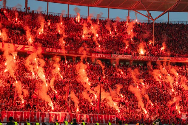 GER, DFB Pokalfinale, Training and press conference, FC Bayern München VfB Stuttgart 23 05 2026, Olympiastadion, Olympiastadion, GER, DFB Pokalfinale, Training and press conference, FC Bayern München VfB Stuttgart Pyrotechnic show of the fans of FC Bayern München Â nordphotoxGmbHxx xAlexanderxTrienitz nph00051