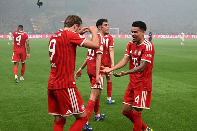 23 05 2026, xsltx, Fußball DFB Pokal Finale, FC Bayern München VfB Stuttgart v l Torjubel nach dem Tor zum celebrating the goal celebrate 2 0 durch Harry Kane FC Bayern Muenchen DFL DFB REGULATIONS PROHIBIT ANY USE OF PHOTOGRAPHS as IMAGE SEQUENCES and or QUASI VIDEO Berlin