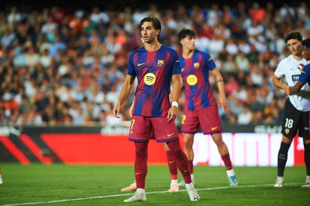 during the LaLiga EA Sports match between Valencia CF and FC Barcelona at Estadio de Mestalla on May 23, 2026 in Valencia, Spain Photo by Maria Jose Segovia DeFodi Images