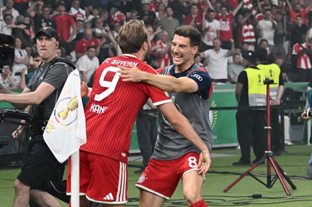 23 05 2026, xsltx, Fußball DFB Pokal Finale, FC Bayern München VfB Stuttgart v l Torjubel nach dem Tor zum celebrating the goal celebrate 2 0 durch Harry Kane FC Bayern Muenchen mit Leon Goretzka FC Bayern Muenchen DFL DFB REGULATIONS PROHIBIT ANY USE OF PHOTOGRAPHS as IMAGE SEQUENCES and or QUASI VIDEO Berlin