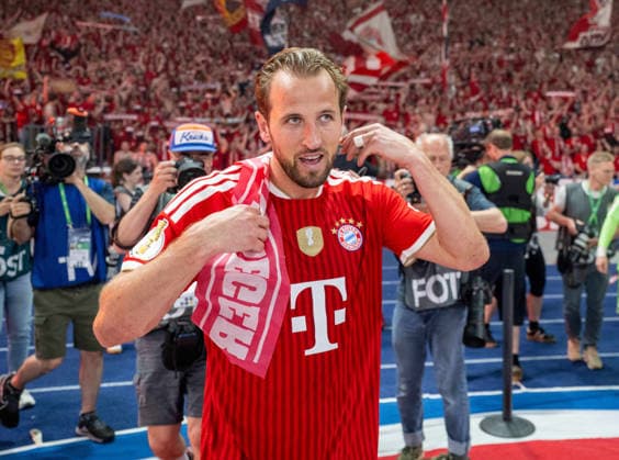 Soccer, Men, Season 2025 2026, 83 DFB Cup Final, FC Bayern Munich VfB Stuttgart, Harry Kane Bayern Munich , Cheering after the final whistle, 23 05 2026, Copyright: xMatthiasxKochx