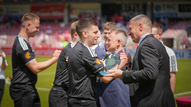 Soccer, Men, Season 2025 2026, Brandenburg State Cup, Final, Final day of the amateurs, FC Energie Cottbus vs VfB 1921 Krieschow, Saturday 23 05 2026, LEAG Energie Stadion Cottbus, In the picture The referee team is honored after the final whistle Brandenburg Germany