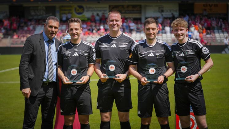 Soccer, Men, Season 2025 2026, State Cup Brandenburg, Final, Final day of the amateurs, FC Energie Cottbus vs VfB 1921 Krieschow, Saturday 23 05 2026, LEAG Energie Stadion Cottbus, In the picture from l Marko Schmidt Chairman SR Committee Brandenburg , Daniel Läser, Nils Böhme, Max Göldner and Jakob Scheibner Brandenburg Germany