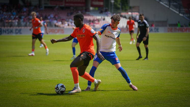 Soccer, Men, Season 2025 2026, Brandenburg State Cup, Final, Final day of the amateurs, FC Energie Cottbus vs VfB 1921 Krieschow, Saturday 23 05 2026, LEAG Energie Stadion Cottbus, In the picture Toby Michalski r Krieschow and Merveille Biankadi l Energie Brandenburg Germany
