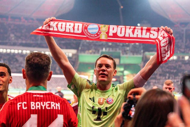 GER, DFB Cup final, Training and press conference, FC Bayern Munich VfB Stuttgart 23 05 2026, Olympic Stadium, Olympic Stadium, GER, DFB Cup final, Training and press conference, FC Bayern Munich VfB Stuttgart Manuel Neuer FC Bayern Munich 1 cheers Â nordphotoxGmbHxx xAlexanderxTrienitz nph00051