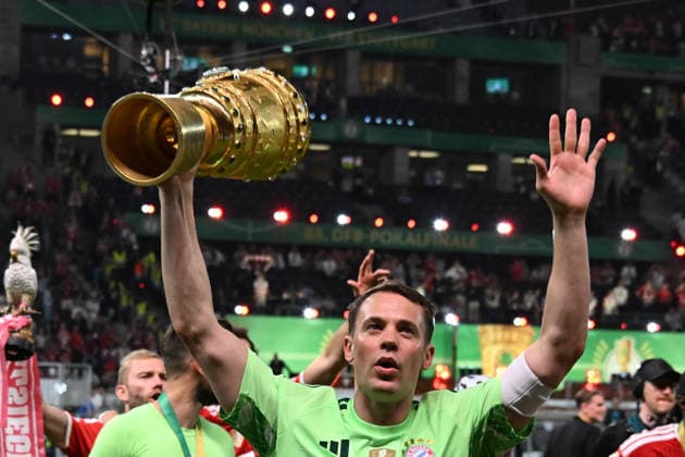 23 05 2026, xsltx, Football DFB Cup Final, FC Bayern Munich VfB Stuttgart v l Manuel Neuer FC Bayern Muenchen with the cup cheering, joy about the cup victory DFL DFB REGULATIONS PROHIBIT ANY USE OF PHOTOGRAPHS as IMAGE SEQUENCES and or QUASI VIDEO Berlin