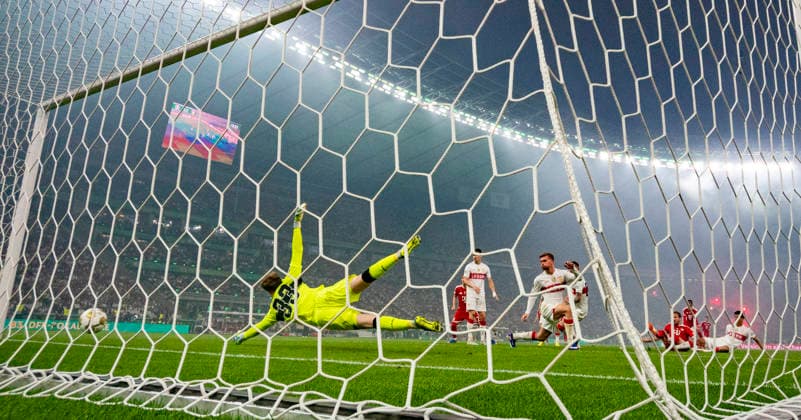 23 05 2026, Football DFB Pokal 2025 2026, Final, FC Bayern Munich VfB Stuttgart, at Olympiastadion Berlin re Harry Kane FC Bayern Munich goal shot to 2 0 against goalkeeper Alexander Nübel Stuttgart DFL and DFB regulations prohibit any use of photographs as image sequences and or quasi video