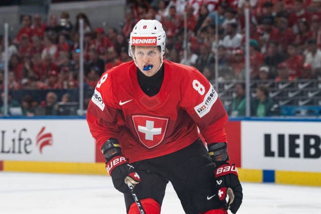 ZURICH, ZURICH - MAY 23: Simon Knak of Switzerland during the 2026 IIHF World Championship, WM, Weltmeisterschaft Preliminary Round Group A match between Switzerland and Hungary at Swiss Life Arena on May 23, 2026 in Zurich, Zurich, Switzerland.  Copyright: xLivioxBaeriswylx xSPPx Sportspressphoto_152949