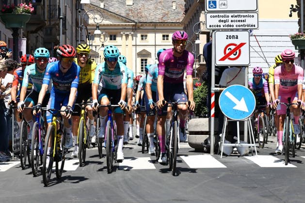 CYCLING - Giro d Italia - Stage 14 - Aosta - Pila Photo by IPA ABACAPRESS.COM85010716 - Start of the stage 14 from Aosta to Pila, during the 109th Giro d Italia 2026, on May 23, Pila (AO), Italy during Stage 14 - Aosta - Pila, Giro d Italia race in Pila, Italy, May 23 2026 Pila Italy  Copyright: xIPAxSport ABACAx