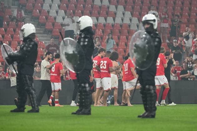 Standard de Liege v Sporting Charleroi - Jupiler Pro League Europe Play-Off LIEGE, BELGIUM - MAY 23 : Players of Standard de Liege during the Jupiler Pro League Europe Play-Off match between Standard de Liege and Sporting Charleroi on May 23, 2026 in Liege, Belgium, 23 05 2026 Liege Belgium  Copyright: xVincentxKalutx