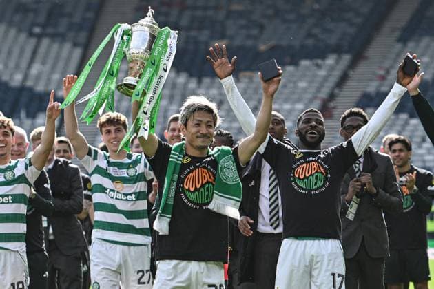 Celtic v Dunfermline Athletic Scottish Gas Men s Scottish Cup Daizen Maeda of Celtic lifts the Scottish Gas Men s Scottish Cup Trophy during the Scottish Gas Men s Scottish Cup Final between Celtic and Dunfermline Athletic at Barclays Hampden, Glasgow 23 05 2026 UK Newspapers OUT Copyright: xJamiexJohnstonx FIL-23466-0377