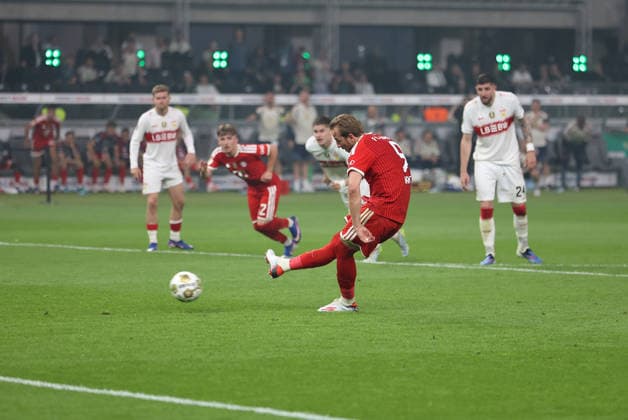 Football, Men, DFB Pokal Final, Season 2025 2026, FC Bayern München VFB Stuttgart, Olympiastadion Berlin Harry Kane FC Bayern München with the 3 0 per penalty, goal, penalty kick DFB, DFL regulations prohibit any use of photographs as image sequences and or quasi video