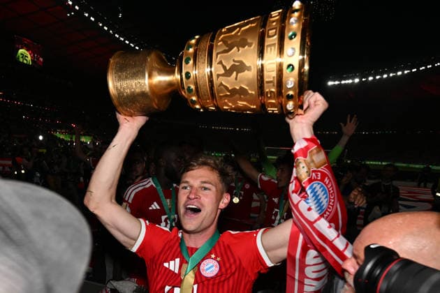 23 05 2026, xsltx, Football DFB Cup Final, FC Bayern München VfB Stuttgart v l Jubel, Freude über den Pokalsieg Joshua Kimmich FC Bayern Muenchen DFL DFB REGULATIONS PROHIBIT ANY USE OF PHOTOGRAPHS as IMAGE SEQUENCES and or QUASI VIDEO Berlin