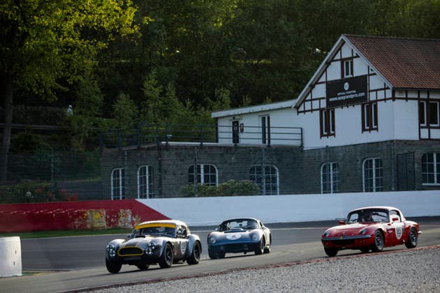 LE MANS CLASSIC SERIES 2026 - SPA-CLASSIC 139 DAYRAUT Xavier (fra), Shelby Cobra 289 1963, Sixties Endurance, action with 185 BOND Stephen (gbr), GRAY Cliff (gbr), Lotus Elan 26R 1964, Sixties Endurance during the 2026 Spa-Classic, 2nd round of the Le Mans Classic Series 2026, from May 22 to 24 in Circuit de Spa-Francorchamps, in Stavelot, Belgium - StavelotBelgium Copyright: xDamienxSaulnierx