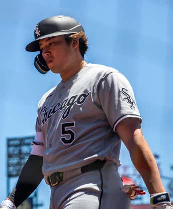 MLB, Baseball Herren, USA 2026: Chicago Vs San Francisco MAY 23 May 23 2026 Chicago first baseman Munetaka Murakami (5)walks up to bat during the MLB game between Chicago White Sox and the San Francisco Giants. Thurman James CSM (Credit Image: Â Thurman James Cal Media) San Francisco Ca USA EDITORIAL USE ONLY Copyright: xx ZUMA-20260523_zma_c04_020.jpg ThurmanxJamesx csmphotothree491440