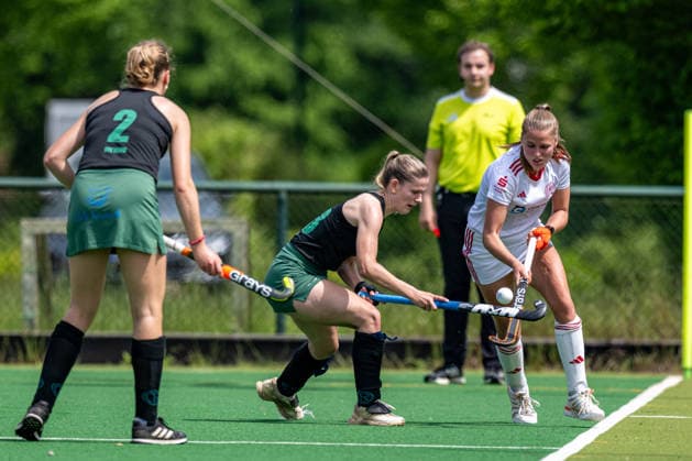 BHC 1 Ladies Club Raffelberg Field Hockey, 2 Playdown Match, 1 Bundesliga, Women Bremen, Germany, 23 05 26 BHC 1 Ladies Club Raffelberg at Bremer Hockey Club e V on 23 05 2026 in Bremen, Germany Photo by Axel Kaste Right Lena Frerichs Bremen Bremer Hockey Club e V Free Hanseatic City of Bremen Germany BHC Damen - Raffelberg 3-1 23.5.26 LR-4120