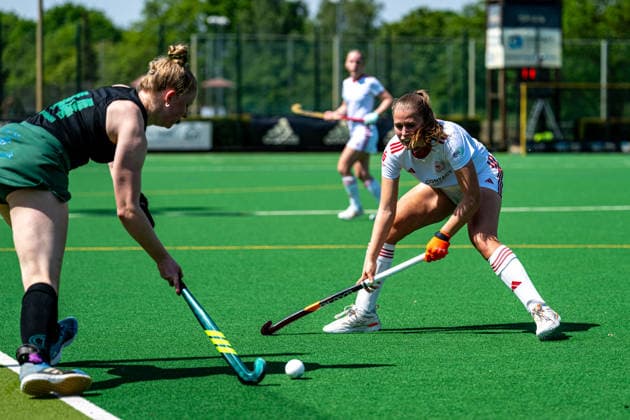 BHC 1 Damen Club Raffelberg Feldhockey, 2 Playdown Spiel, 1 Bundesliga, Frauen Bremen, Germany, 23 05 26 BHC 1 Damen Club Raffelberg im Bremer Hockey Club e V am 23 05 2026 in Bremen, Germany Photo by Axel Kaste Sophia Wegener, CR, Lena Frerichs BHC right white Bremen Bremer Hockey Club e V Freie Hansestadt Bremen Germany BHC Damen - Raffelberg 3-1 23.5.26 LR-4434