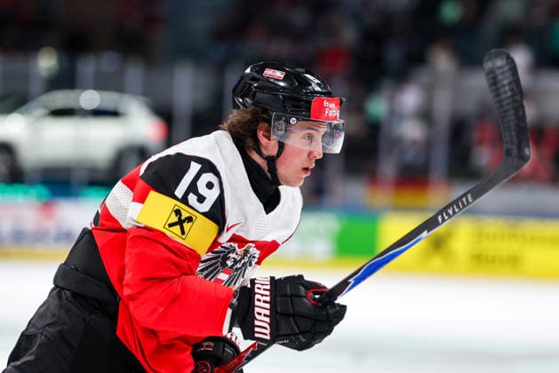 Ice hockey, Eishockey - IIHF WC 2026 ZURICH,SWITZERLAND,23.MAY.26 - ICE HOCKEY - IIHF Ice Hockey World Championship, WM, Weltmeisterschaft 2026, group stage, Austria vs Germany. Image shows Vinzenz Rohrer (AUT).  GEPAxpictures xMaticxKlansek