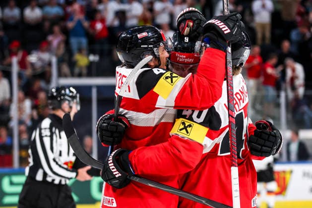 Ice hockey, Eishockey - IIHF WC 2026 ZURICH,SWITZERLAND,23.MAY.26 - ICE HOCKEY - IIHF Ice Hockey World Championship, WM, Weltmeisterschaft 2026, group stage, Austria vs Germany. Image shows the rejoicing of Leon Wallner, Tim Harnisch and Ramon Schnetzer (AUT).  GEPAxpictures xMaticxKlansek
