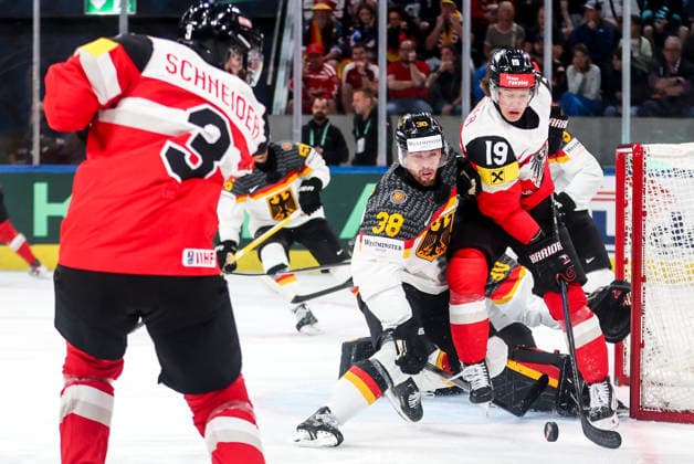 Ice hockey, Eishockey - IIHF WC 2026 ZURICH,SWITZERLAND,23.MAY.26 - ICE HOCKEY - IIHF Ice Hockey World Championship, WM, Weltmeisterschaft 2026, group stage, Austria vs Germany. Image shows Peter Schneider (AUT), Fabio Wagner (GER) and Vinzenz Rohrer (AUT).  GEPAxpictures xMaticxKlansek