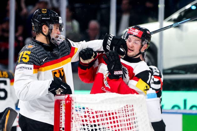 Ice hockey, Eishockey - IIHF WC 2026 ZURICH,SWITZERLAND,23.MAY.26 - ICE HOCKEY - IIHF Ice Hockey World Championship, WM, Weltmeisterschaft 2026, group stage, Austria vs Germany. Image shows Samuel Dove-McFalls (GER) and Dominic Zwerger (AUT).  GEPAxpictures xMaticxKlansek