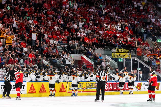 Ice hockey, Eishockey - IIHF WC 2026 ZURICH,SWITZERLAND,23.MAY.26 - ICE HOCKEY - IIHF Ice Hockey World Championship, WM, Weltmeisterschaft 2026, group stage, Austria vs Germany. Image shows the rejoicing of Germany.  GEPAxpictures xMaticxKlansek