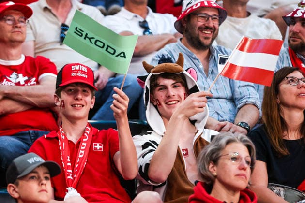Ice hockey, Eishockey - IIHF WC 2026 ZURICH,SWITZERLAND,23.MAY.26 - ICE HOCKEY - IIHF Ice Hockey World Championship, WM, Weltmeisterschaft 2026, group stage, Austria vs Germany. Image shows the fans with flags.  GEPAxpictures xMaticxKlansek