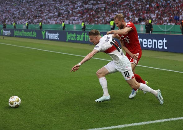 Football, Men, DFB Pokal Final, Season 2025 2026, FC Bayern München VFB Stuttgart, Olympiastadion Berlin Chris Führich Fuehrich VFB Stuttgart li with Konrad Laimer FC Bayern München re in duel for the ball DFB, DFL regulations prohibit any use of photographs as image sequences and or quasi video