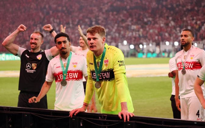 23 05 26 DFB Pokal Final 2026 FC Bayern Munich VfB Stuttgart Germany, Berlin, 23 05 2026, Football, Season 2025 2026, DFB Pokal Final 2026 Berlin, FC Bayern Munich VfB Stuttgart Alexander Nübel VfB Stuttgart