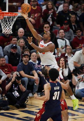 NBA, Basketball Herren, USA East Conference Finals Game 3 - New York Knicks at Cleveland Cavaliers New York Knicks forward guard OG Anunoby of the United Kingdom (back) goes to the basket against Cleveland Cavaliers guard forward Jaylon Tyson (C) and Cleveland Cavaliers center Jarrett Allen (front) during game 3 of the NBA East Conference Finals between the Cleveland Cavaliers and the New York Knicks in Cleveland, Ohio, USA, 23 May 2026. Cleveland United States  Copyright: xDAVIDxMAXWELLx
