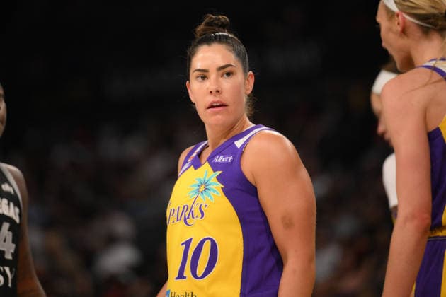 May 23, 2026, Las Vegas, Nevada, USA: Sparks (LA): KELSEY PLUM (10) led the charge with a massive 38 points and 9 assists at Michelob ULTRA Arena in Las Vegas. WNBA, Basketball Damen, USA 2026: Los Angeles Sparks 101-95 Las Vegas Aces  - ZUMAo117 20260523_zsp_o117_004 Copyright: xMikaelxOnax