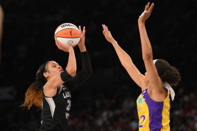 May 23, 2026, Las Vegas, Nevada, USA: Aces (LV): CHENNEDY CARTER (23) added 22 and 23 points, respectively. at Michelob ULTRA Arena in Las Vegas WNBA, Basketball Damen, USA 2026: Los Angeles Sparks 101-95 Las Vegas Aces  - ZUMAo117 20260523_zsp_o117_005 Copyright: xMikaelxOnax